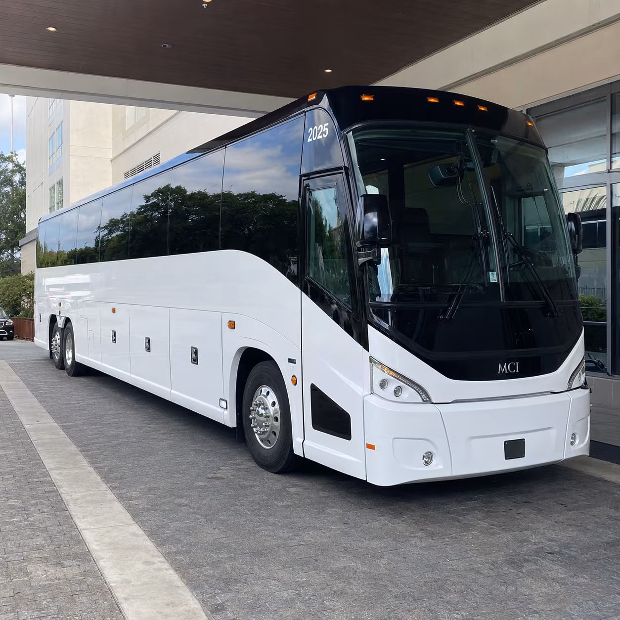 new bedford 54 passenger charter bus