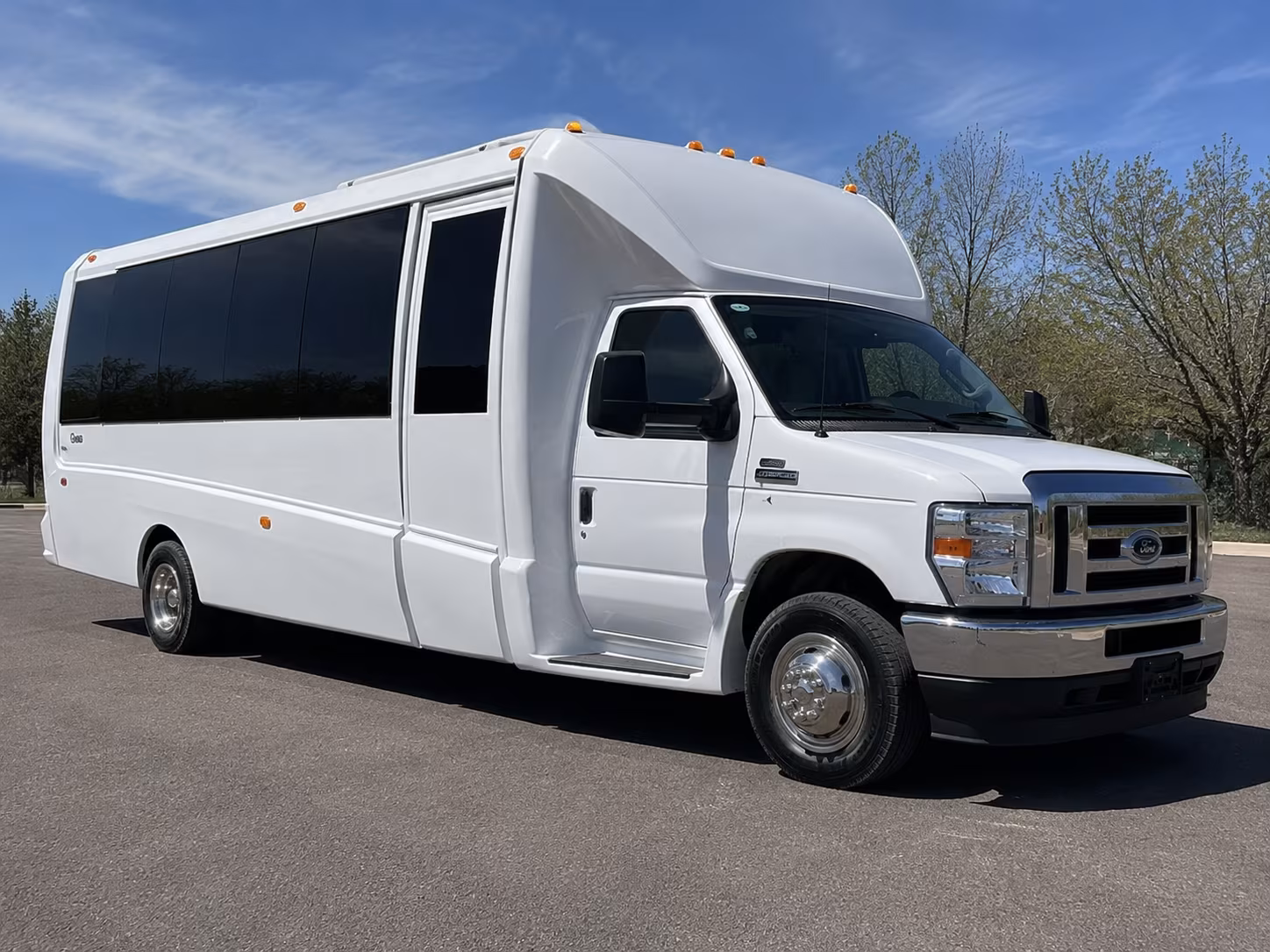 party buses for birthday bar crawls through new bedford s historic district