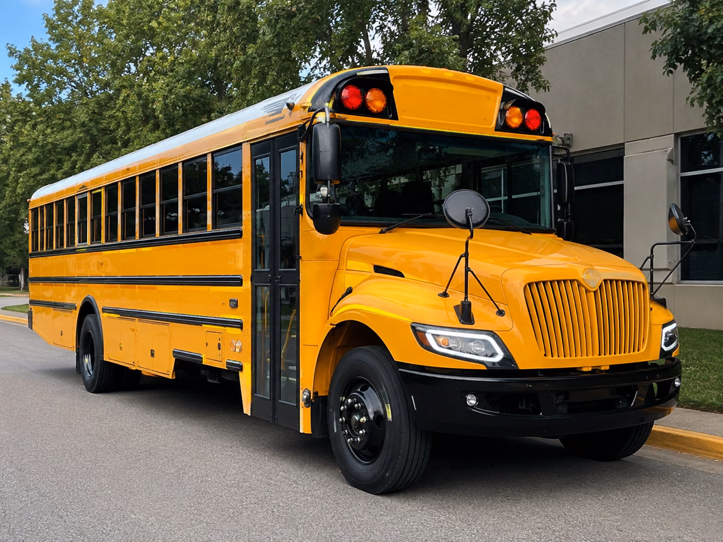 school bus rentals for new bedford science and museum trips